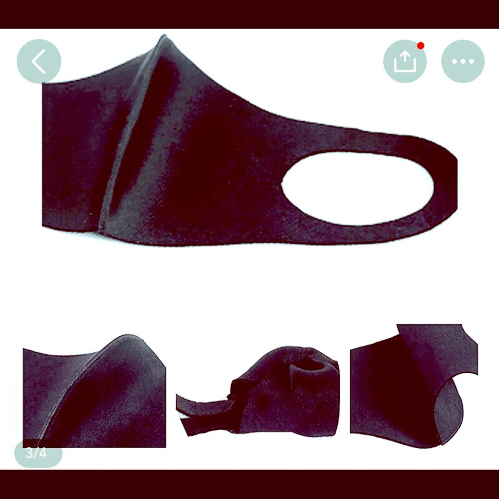 *SOLD* Mask black one size fits most